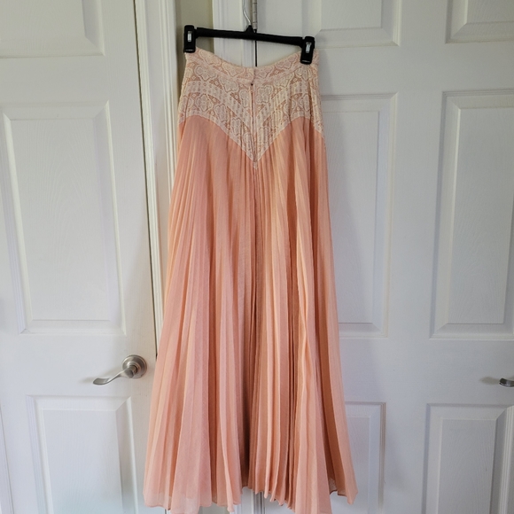 Vintage S. Howard Hirsh Custom Made Accordion Maxi set - Picture 10 of 15